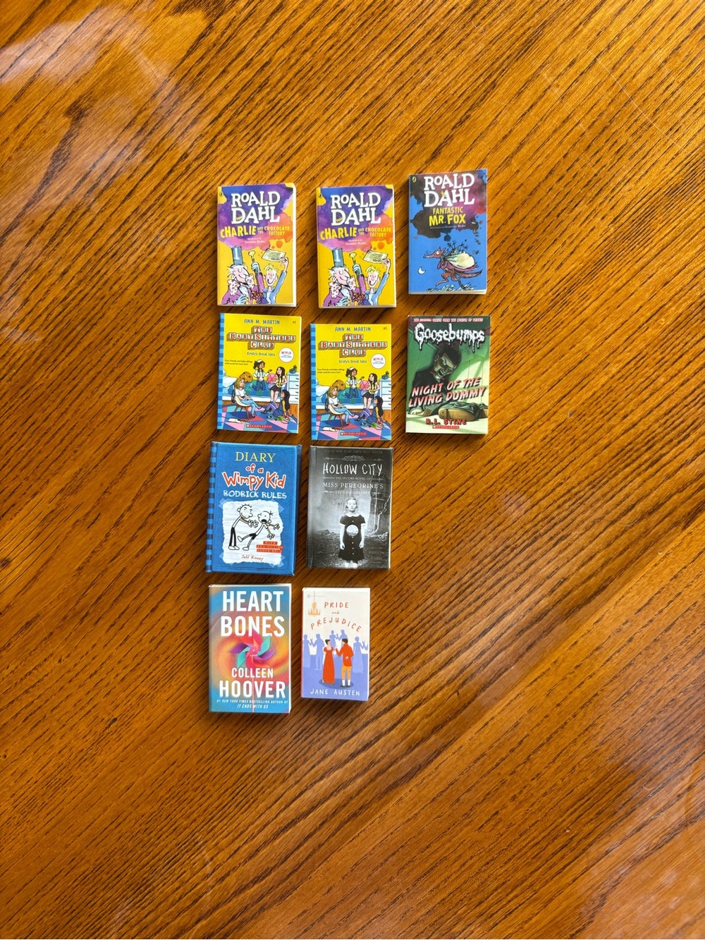 Mini brand Books